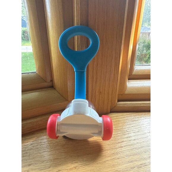 Fisher-Price Baby Corn Rattle Popper Toy For Toddlers With Handle 2014 DPF43 - Picture 2 of 3